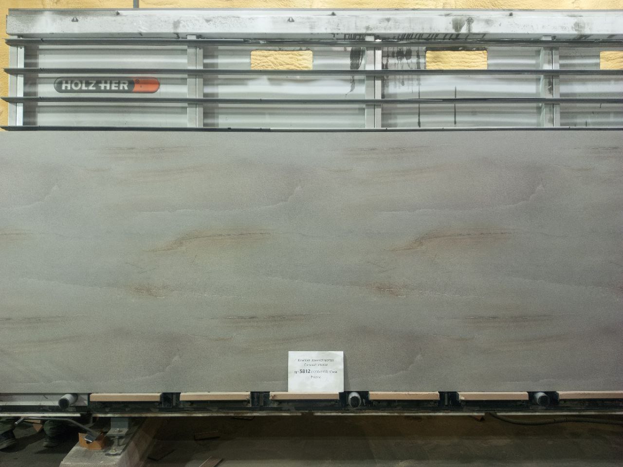 Gentas 5812 Pristine Компакт плита HPL 4200х1400х12мм