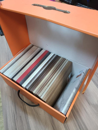 TSS SMART кейс с образцами (оранжевый чемодан)